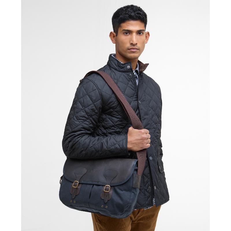 Barbour Wax Leather Tarras Bag - Navy – William Powell