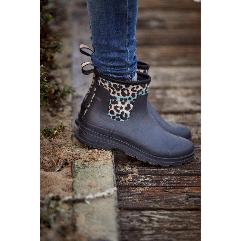 Ariat Kelmarsh Shortie Waterproof Ladies Wellington Boot - Leopard Camo