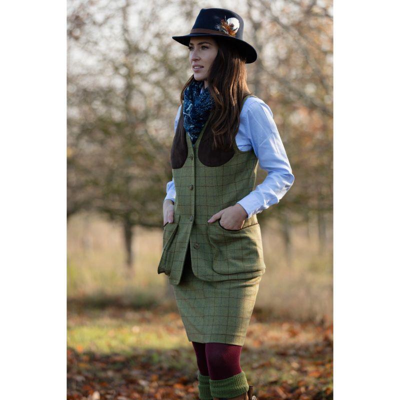 Alan Paine Combrook Tweed Ladies Shooting Waistcoat - Aspen - William Powell